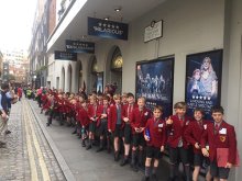 Year 5 Theatre Trip Year 5 Theatre Trip